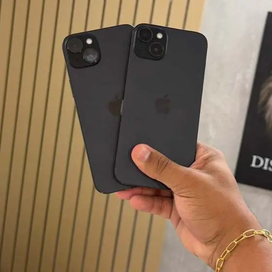 iPhone 15 Plus seminovo