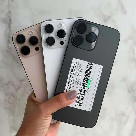 iPhone 16 Pro Max seminovo